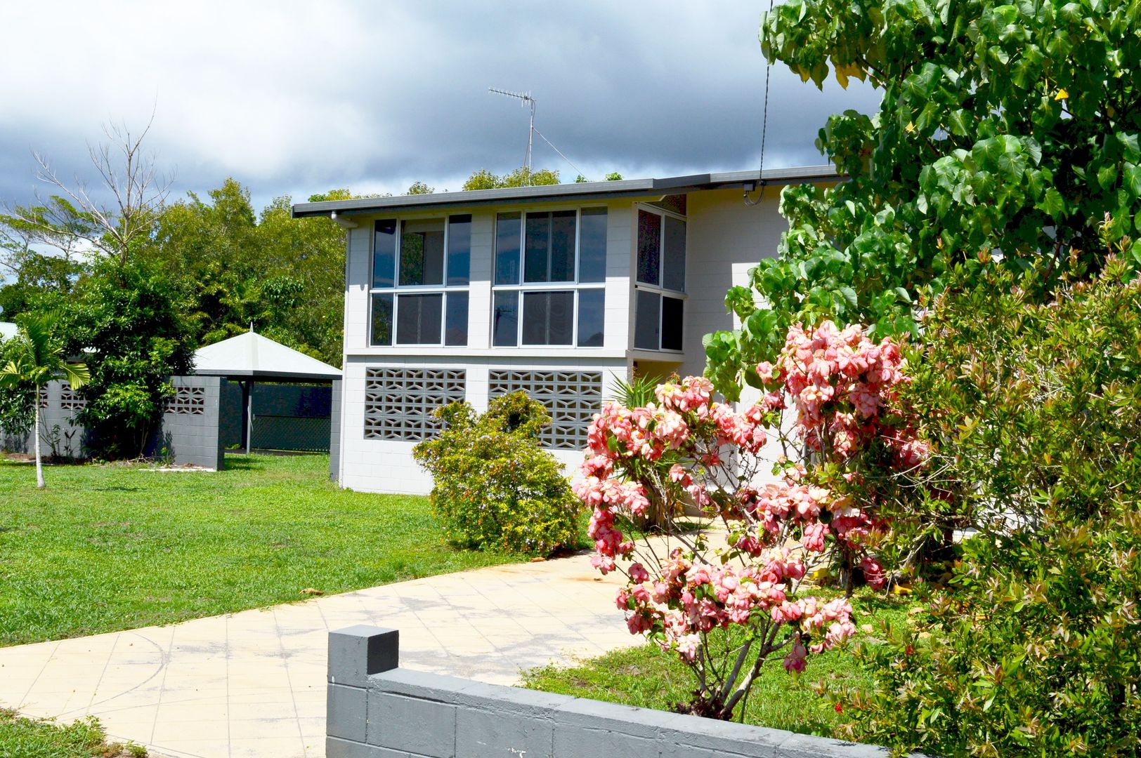 25 Holland Street, Wongaling Beach Property History & Address Research Domain