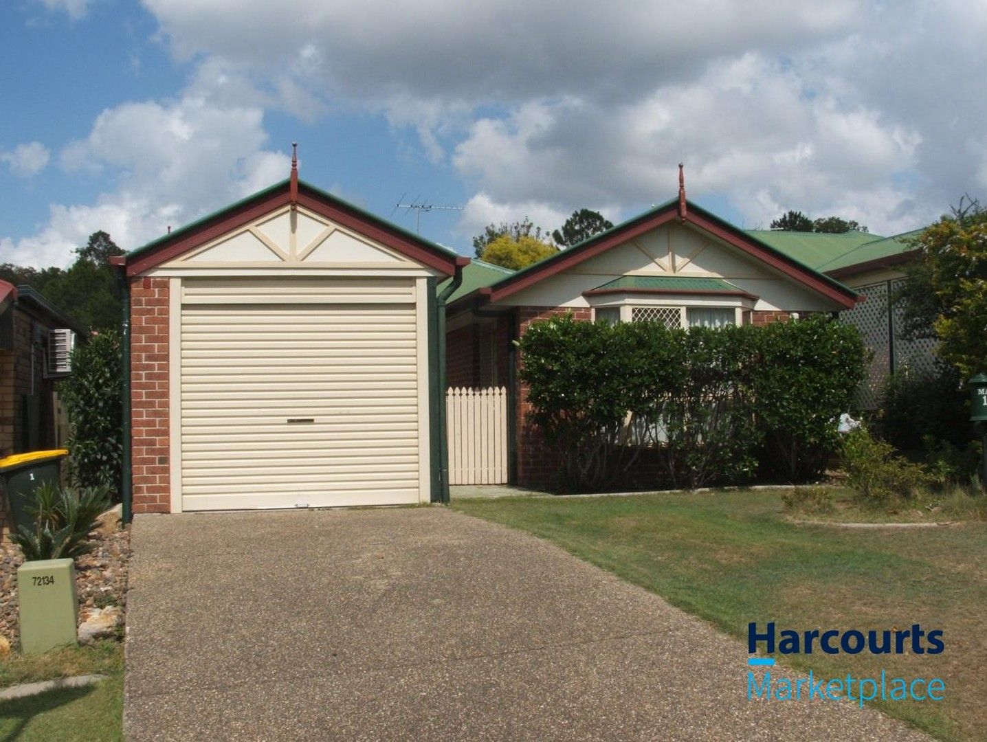 3 bedrooms House in 13 Rimu Crescent FOREST LAKE QLD, 4078