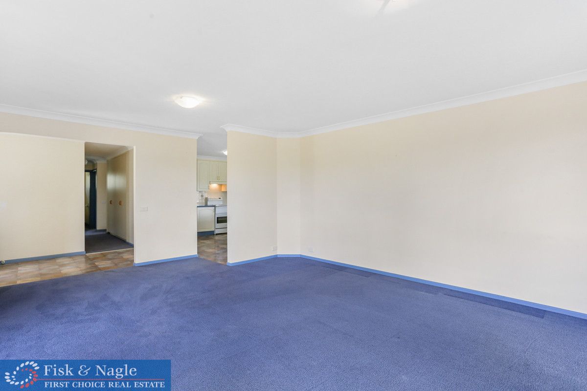 7 Hart Crescent, Bega NSW 2550, Image 2