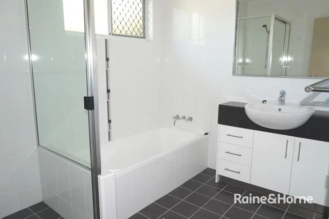 Additional image 5 of 1/8 Admiral Drive, Dolphin Heads QLD 4740