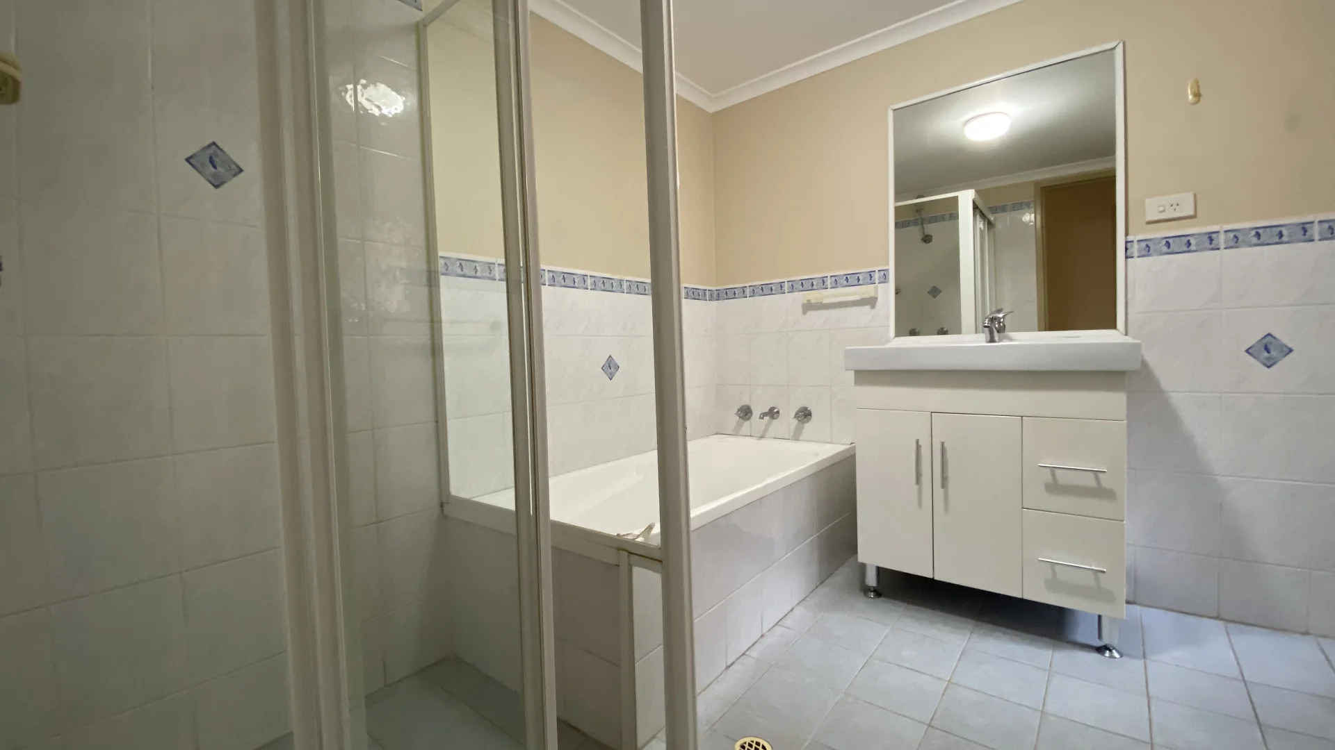 Additional image 8 of 16/10-14 Calliope Street, Guildford NSW 2161