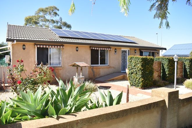 Picture of 25 Dugga Street, PEAK HILL NSW 2869