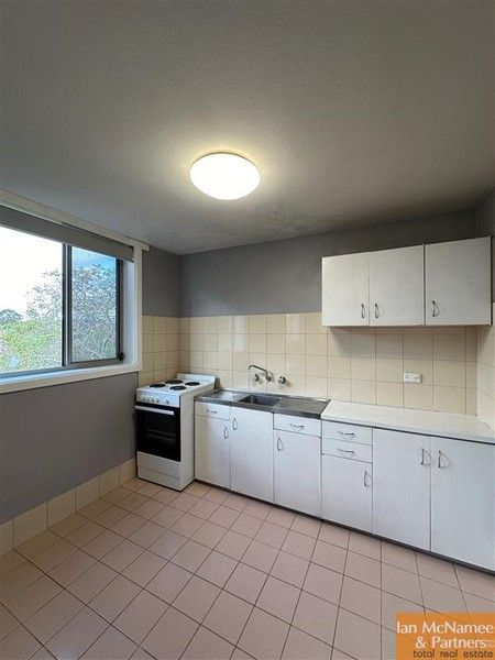 4/10 Stornaway Road, Queanbeyan NSW 2620, Image 2