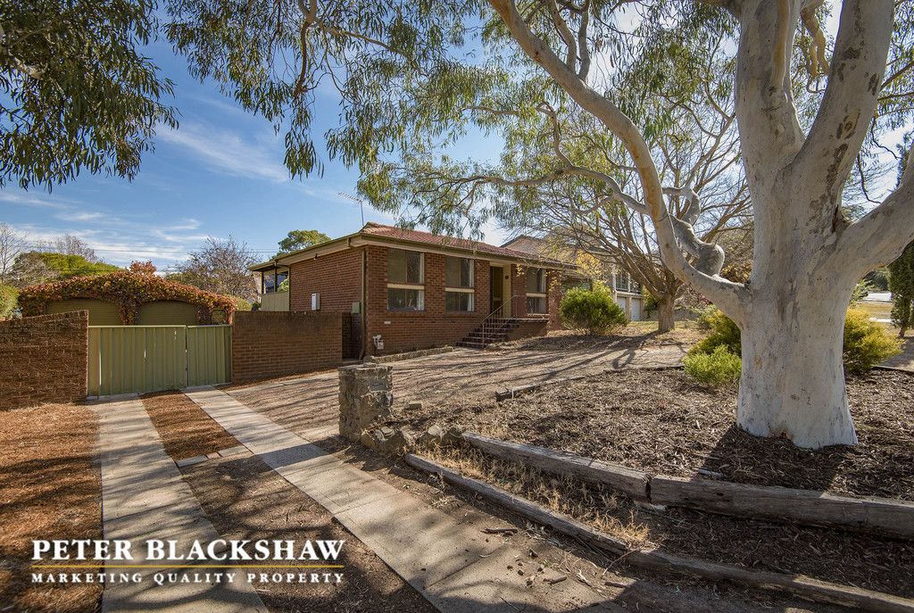 15 McGivern Place, Kambah ACT 2902, Image 0