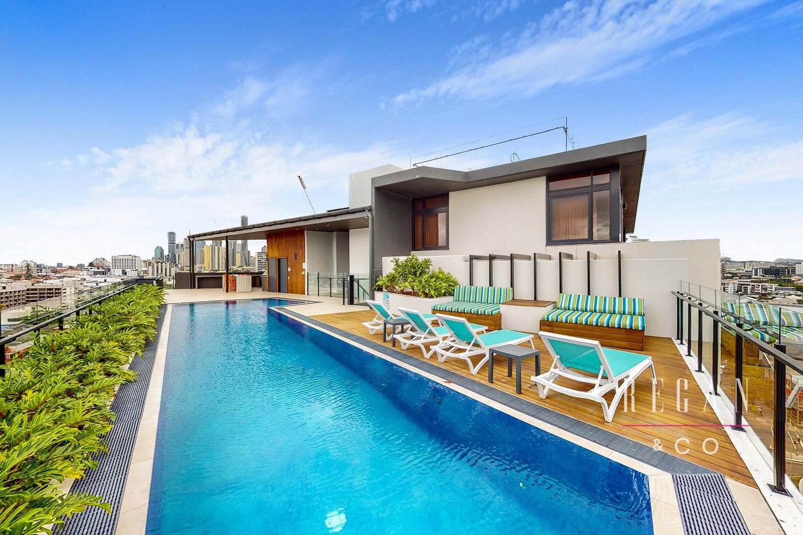 1 bedrooms Apartment / Unit / Flat in 704/27 Commercial Road NEWSTEAD QLD, 4006