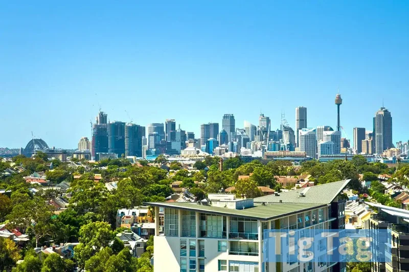 Additional image 8 of 1205/1 Sterling Circuit, Camperdown NSW 2050