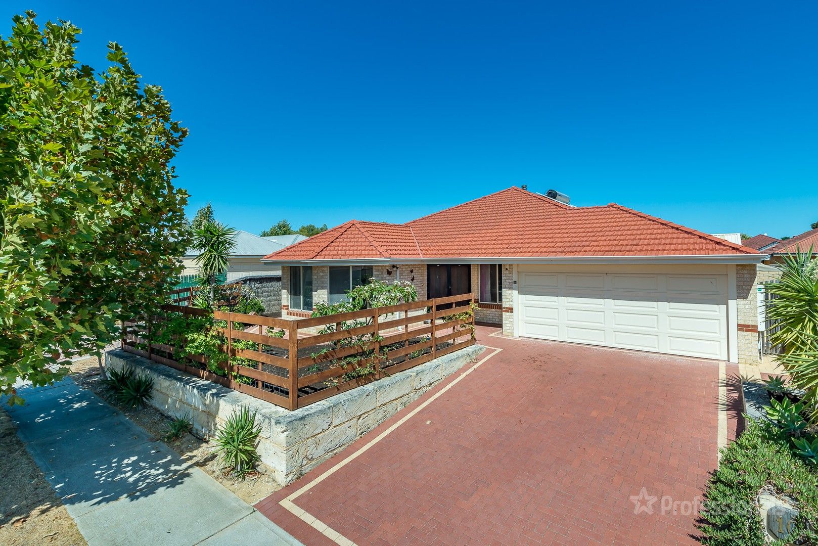 4 bedrooms House in 10 Horsley Green BUTLER WA, 6036