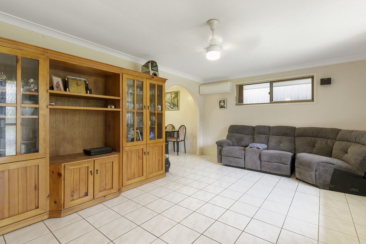 7 Jillian Court, Capalaba QLD 4157, Image 2