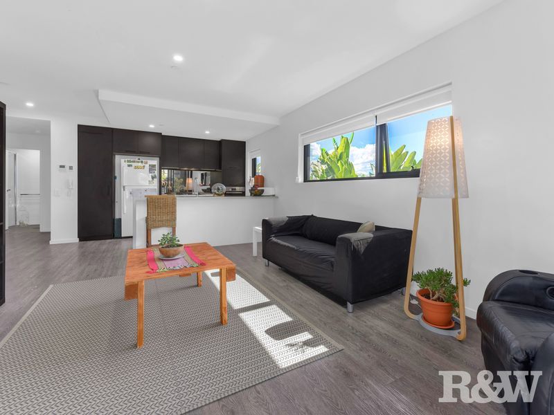 105/28 Wolseley Street, Woolloongabba QLD 4102, Image 2