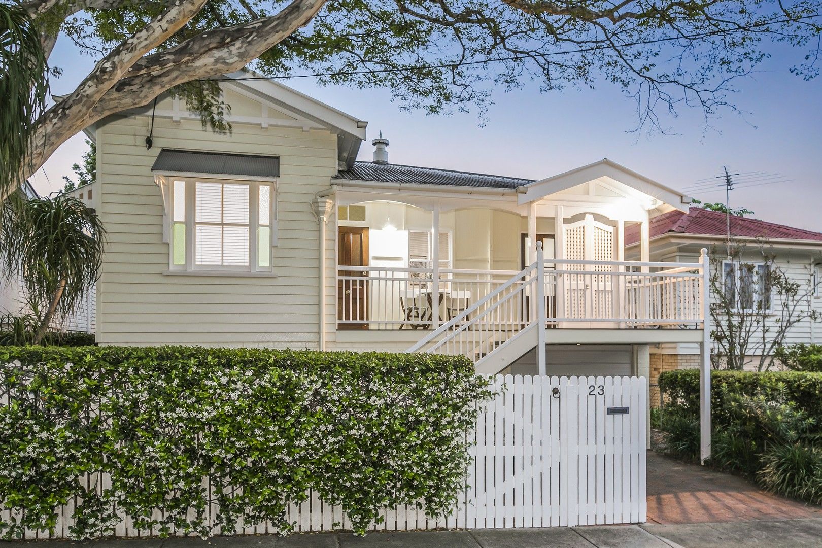 4 bedrooms House in 23 Burrell Street CLAYFIELD QLD, 4011