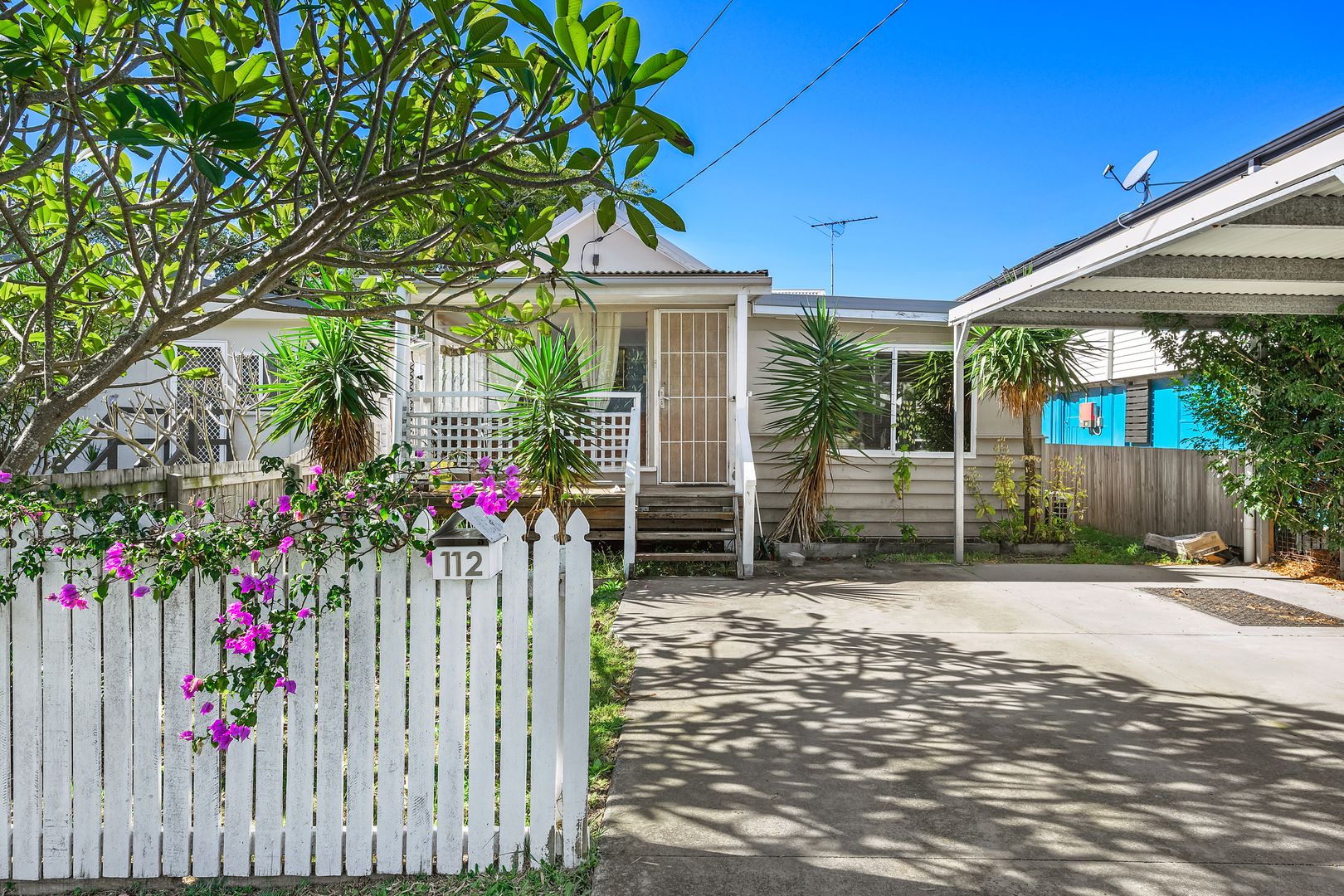 112 Dover Road Redcliffe Qld 4020 House For Rent 350 Domain