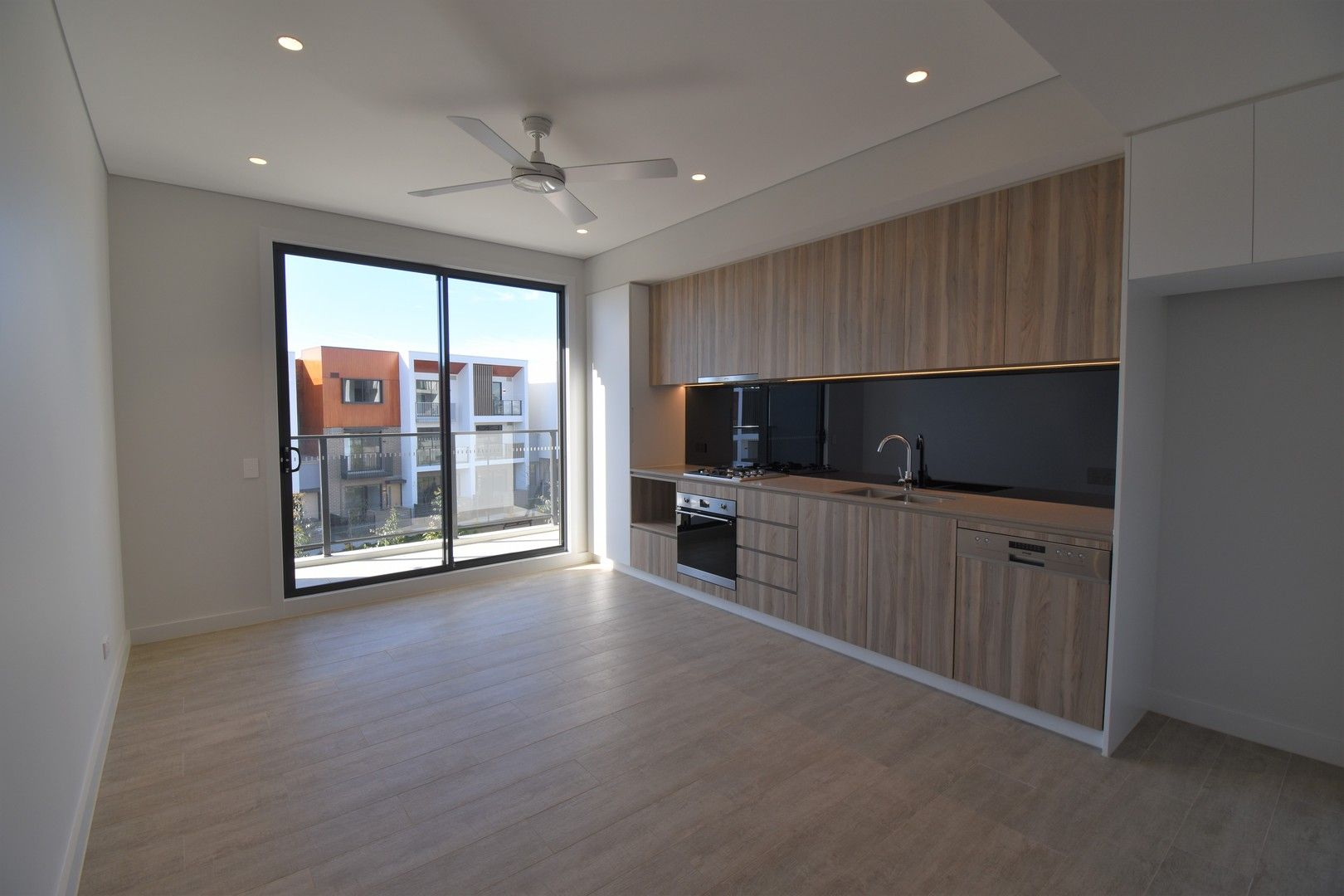 2 bedrooms Townhouse in 93 Farrell Street EDMONDSON PARK NSW, 2174