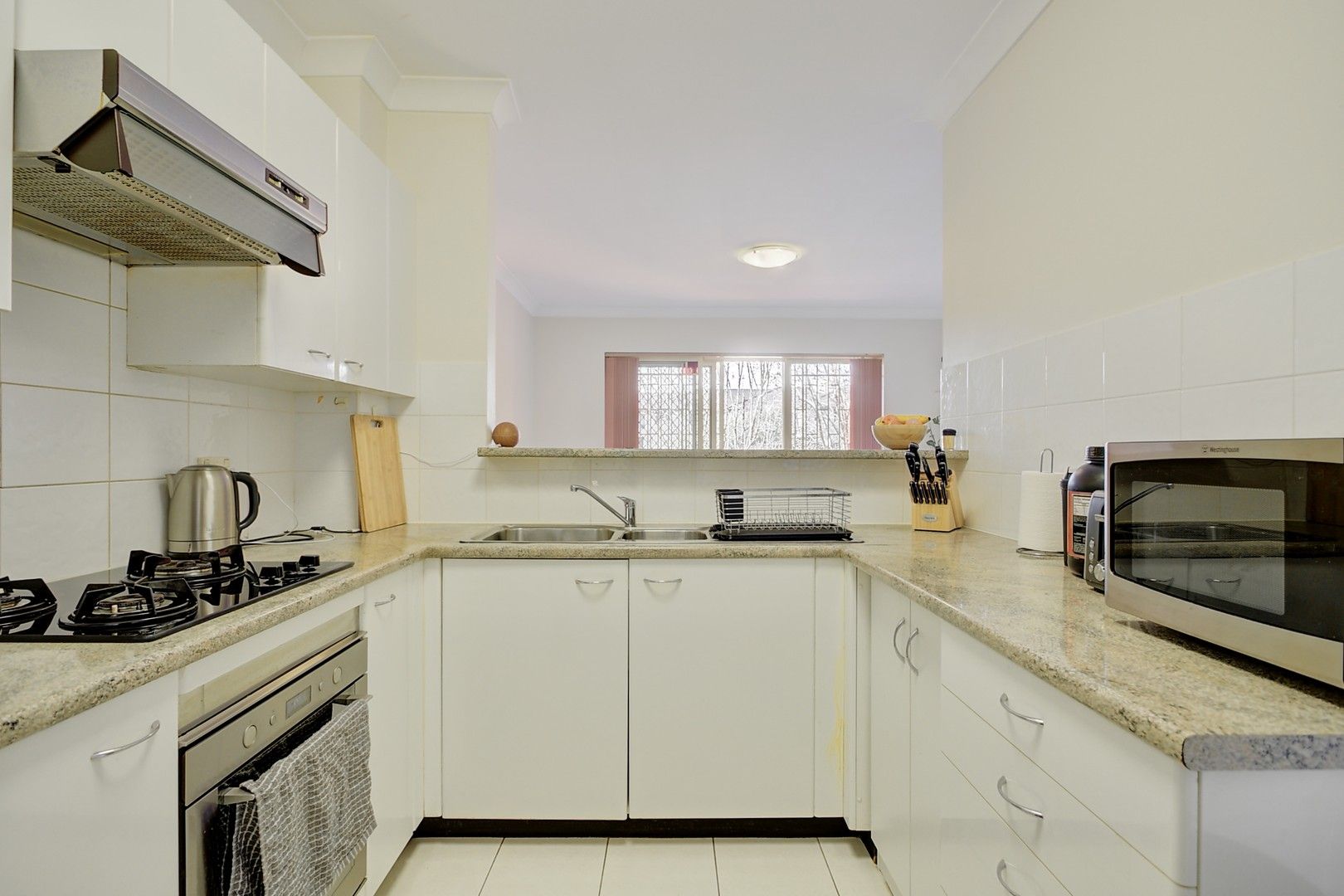 2 bedrooms Apartment / Unit / Flat in 5/12-16 Seventh Avenue CAMPSIE NSW, 2194
