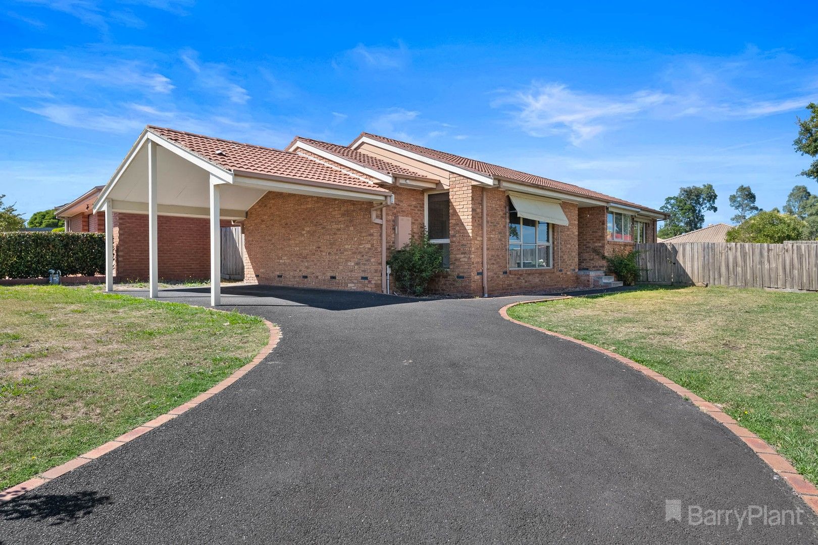 3 bedrooms House in 117 Kurrajong Road NARRE WARREN VIC, 3805