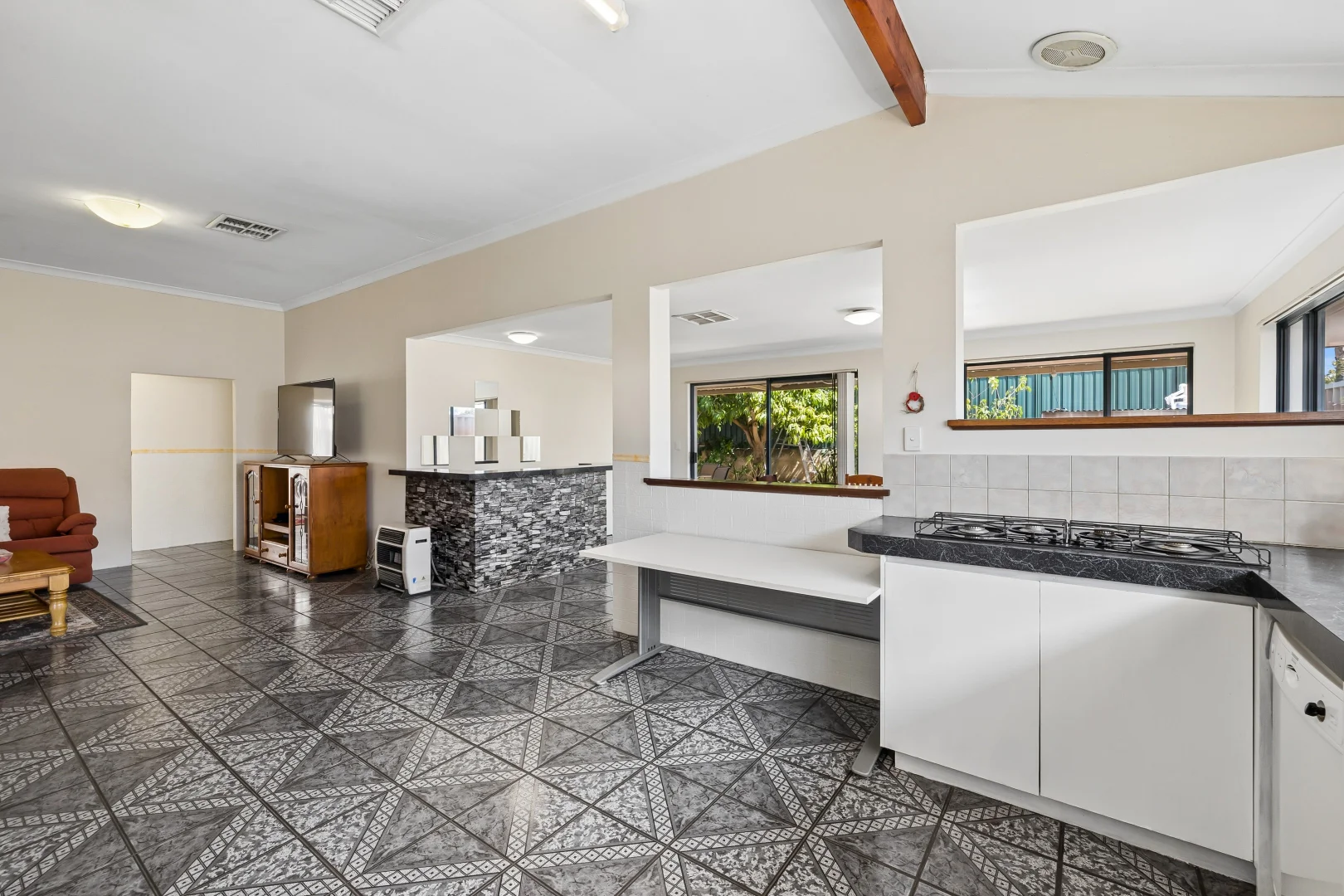 Additional image 17 of 43 Dongara Circle, Jane Brook WA 6056