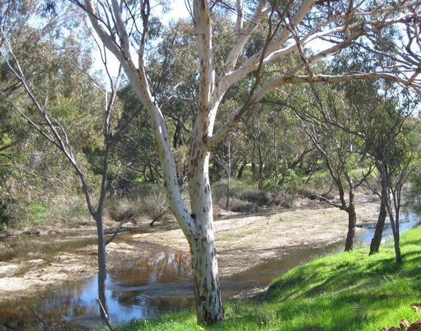 129 Brookton Highway, Brookton WA 6306