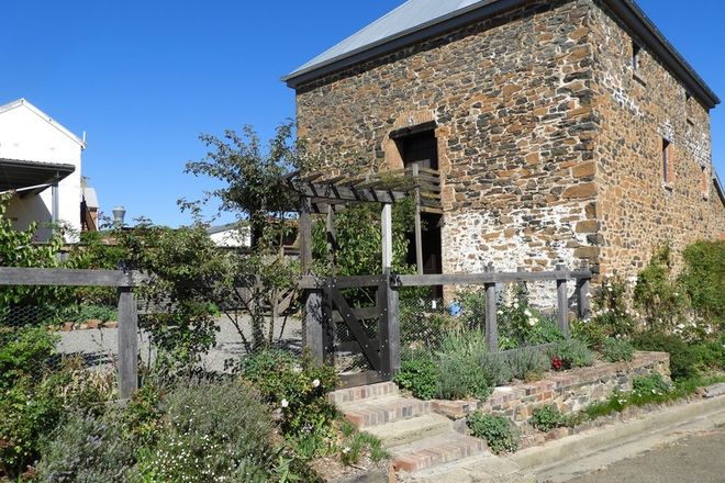 Picture of 19 Roberts Street, CROOKWELL NSW 2583