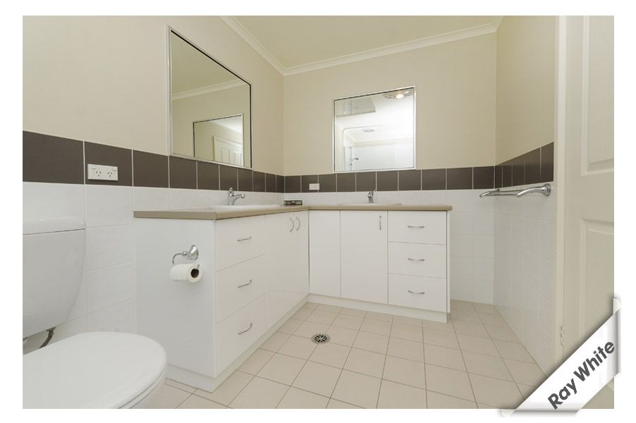 152 Lambrigg Street, FARRER ACT 2607, Image 2