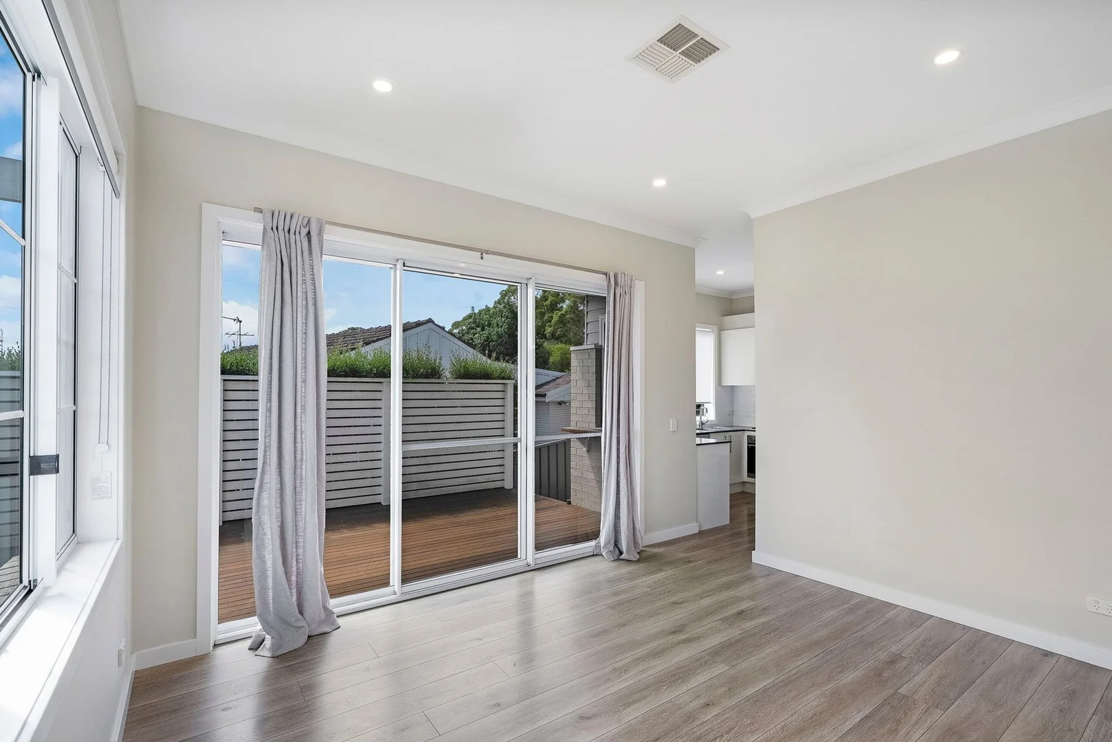 Additional image 3 of 1/7 Clayton Crescent, Kotara NSW 2289