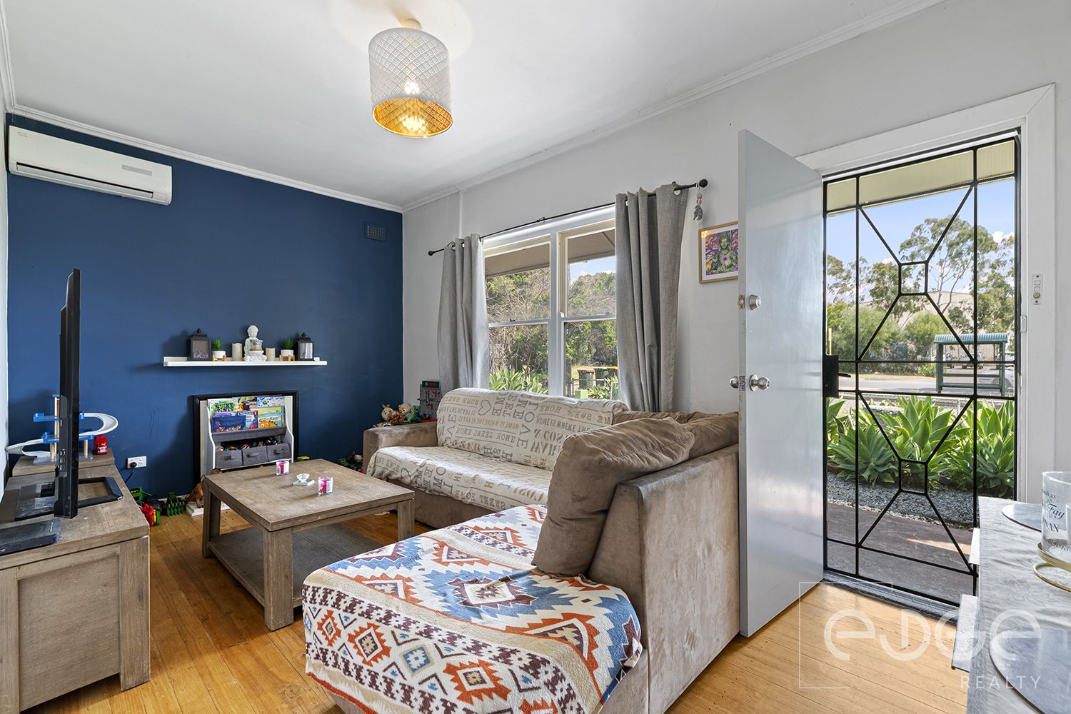 111 Hogarth Road, Elizabeth South SA 5112, Image 2