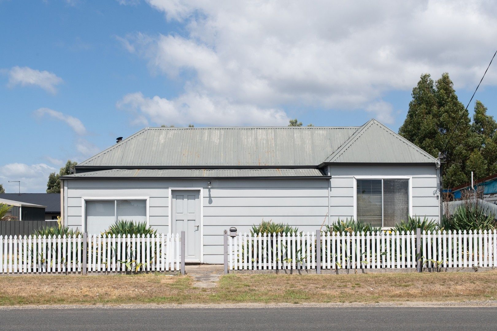 4 bedrooms House in 9 Grubb Street BEACONSFIELD TAS, 7270