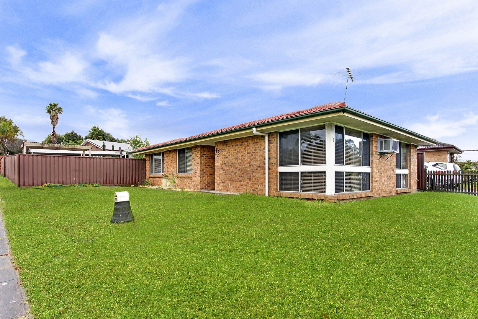 18 Newmen Close, Wetherill Park NSW 2164, Image 1