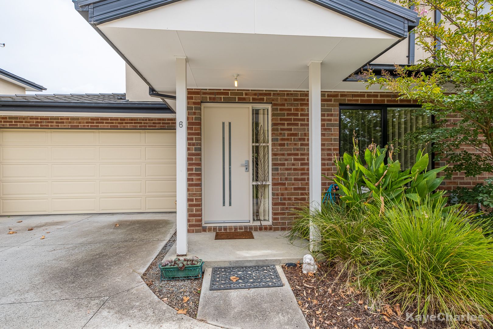 6/2-4 Edinburgh Drive, Beaconsfield VIC 3807, Image 1