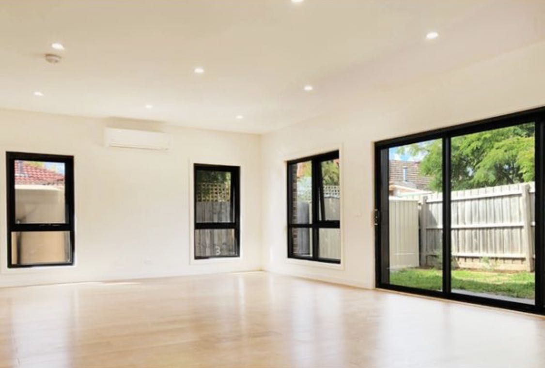 3/2 Farnham Road, Bayswater VIC 3153, Image 2