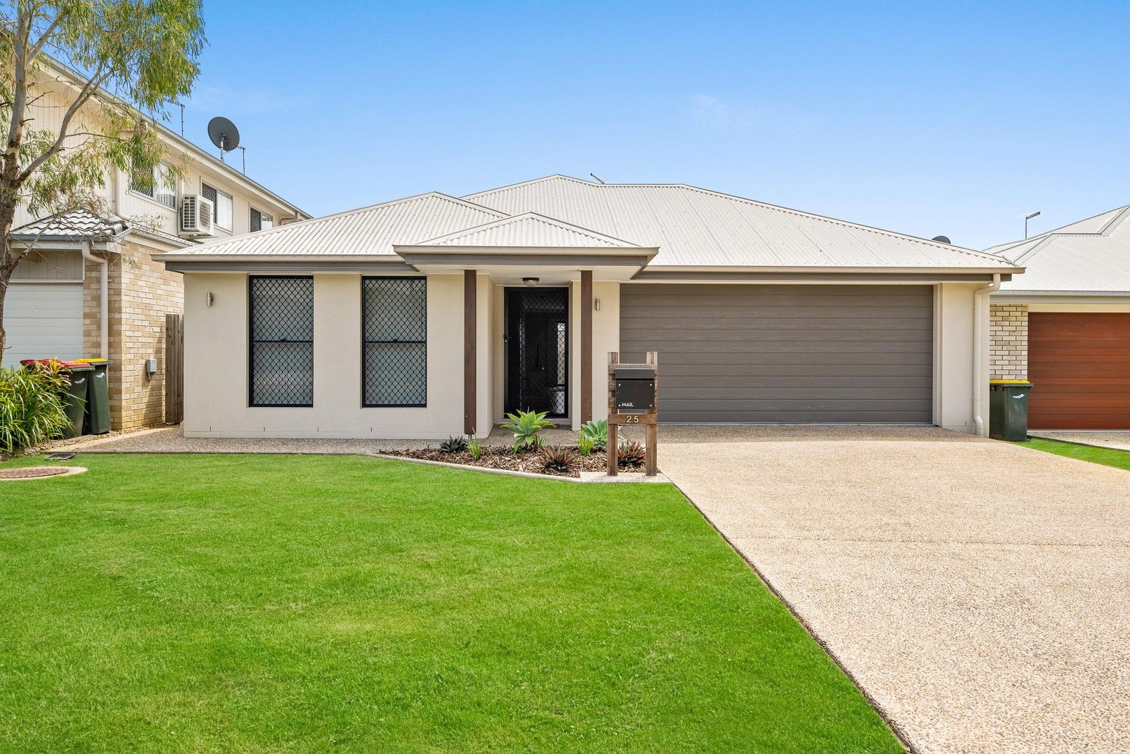 4 bedrooms House in 25 River Breeze Drive GRIFFIN QLD, 4503