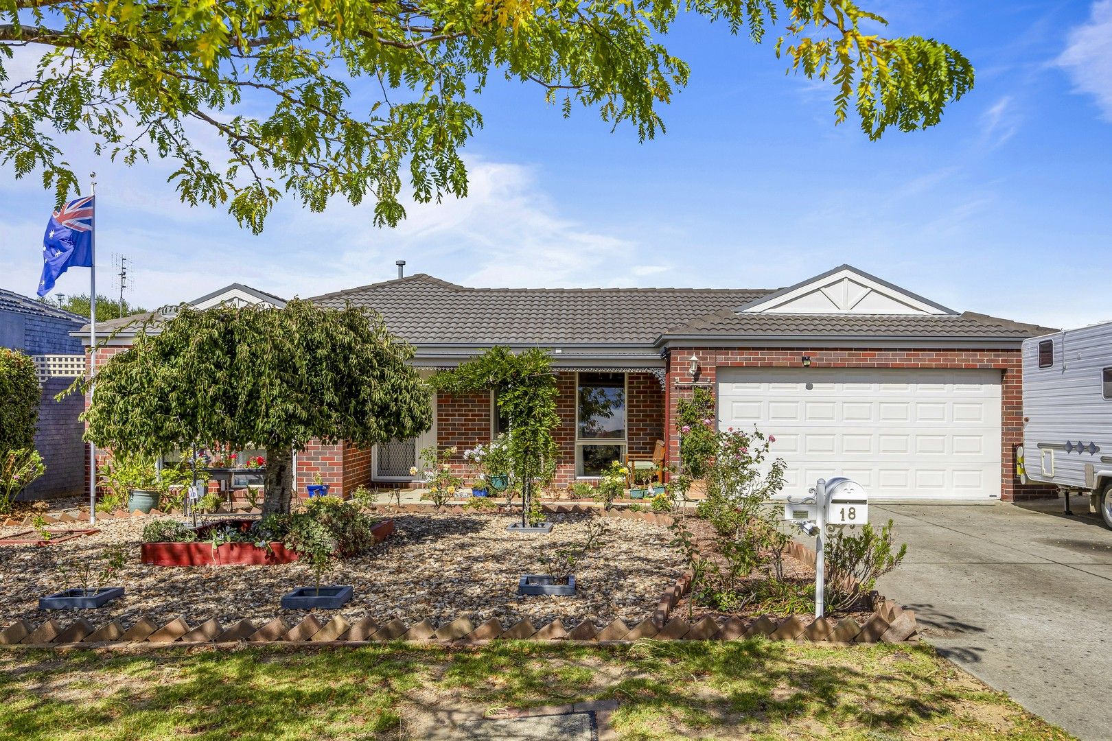 18 Tilbury Street, Winter Valley VIC 3358, Image 2