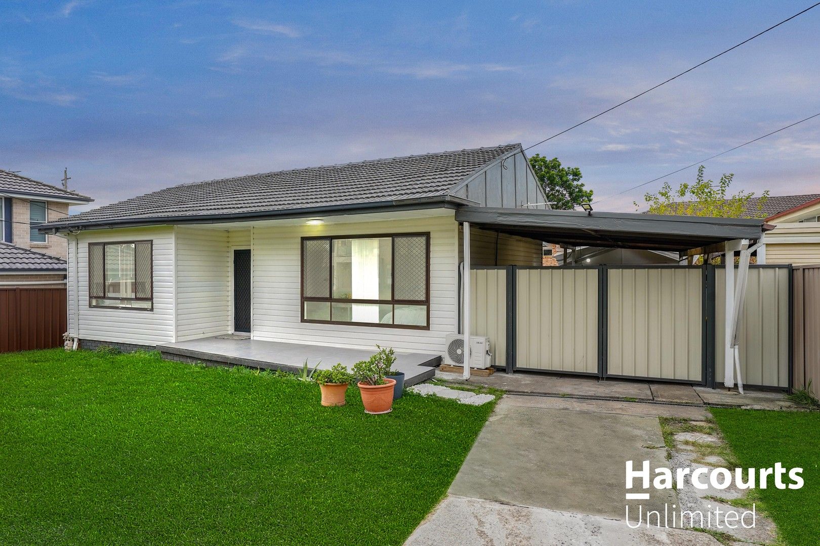 5 bedrooms House in 1 Highlands Crescent BLACKTOWN NSW, 2148