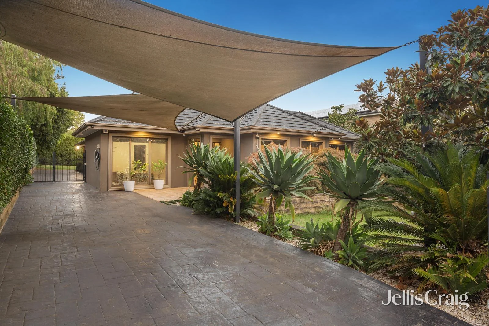 Additional image 2 of 25 Bentley Street, Surrey Hills VIC 3127