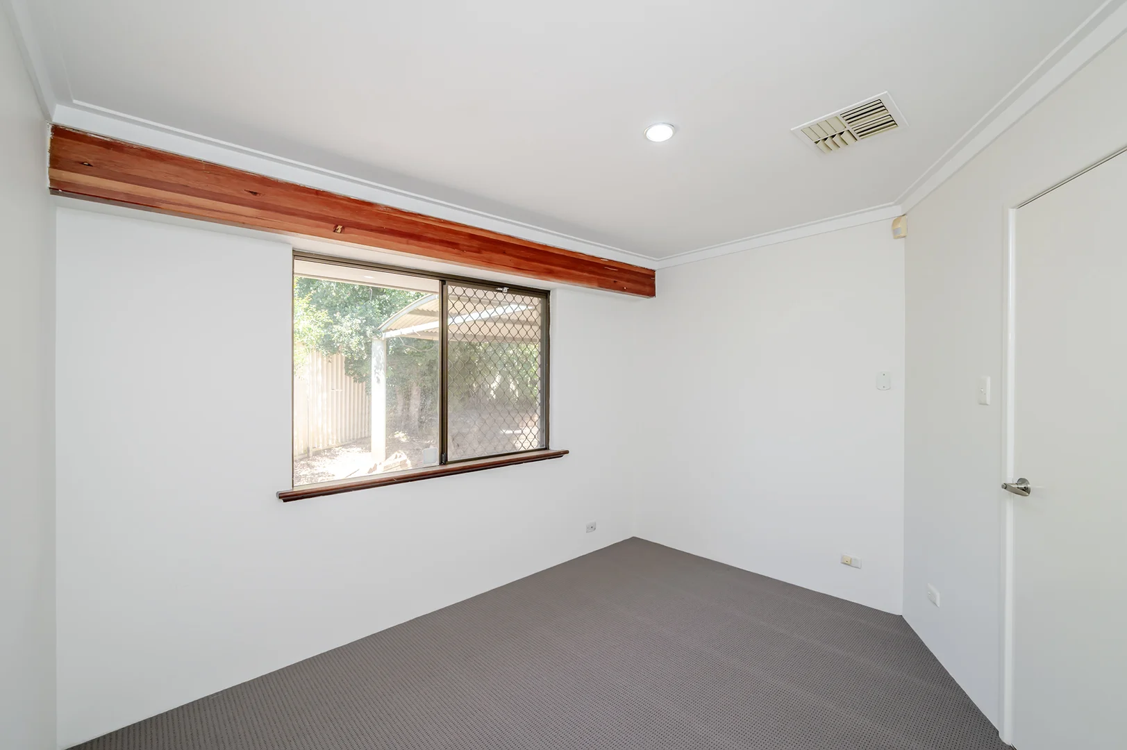 Additional image 14 of 8 POOLE PLACE, Bateman WA 6150