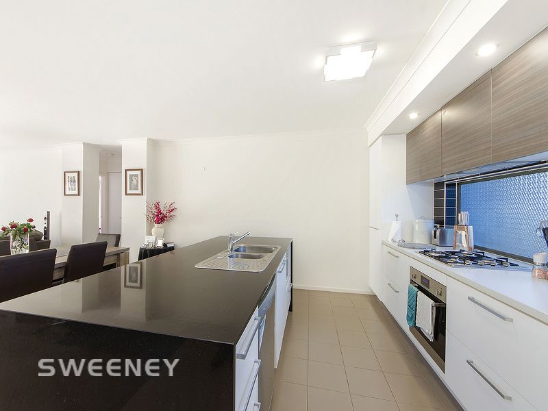 2/8 Sierra Avenue, Sunshine West VIC 3020, Image 2