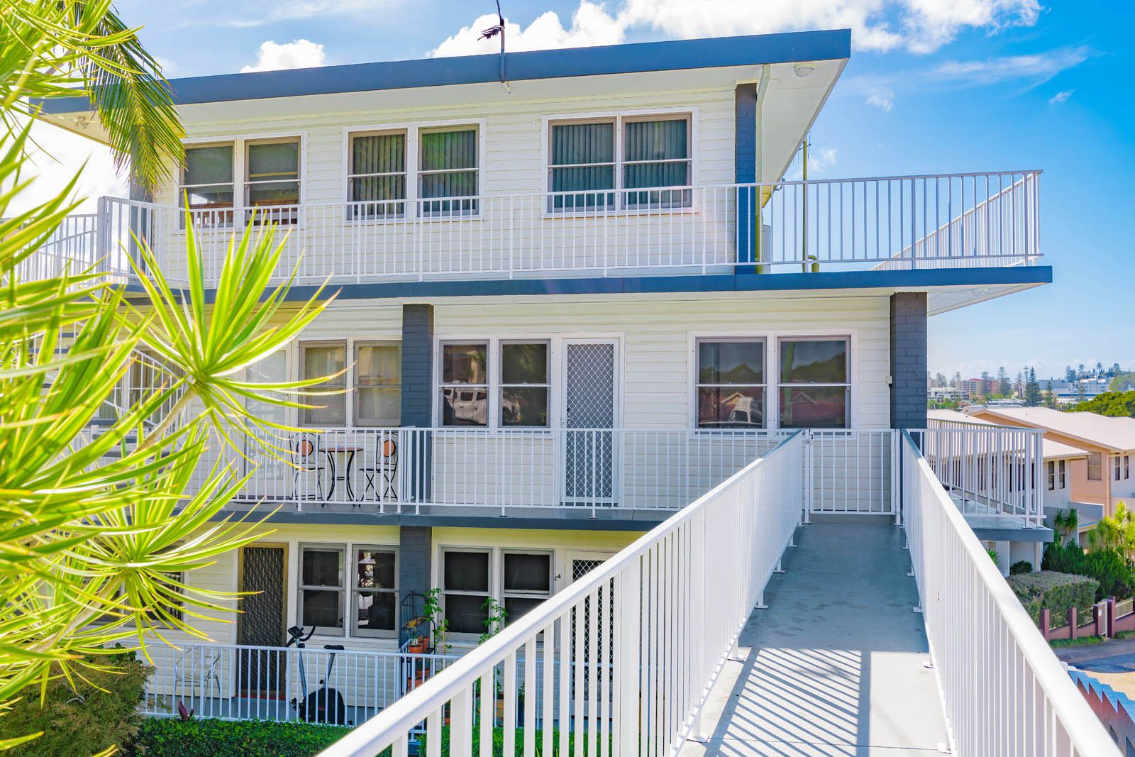 3 bedrooms Apartment / Unit / Flat in 5/20 Hilltop Crescent PORT MACQUARIE NSW, 2444