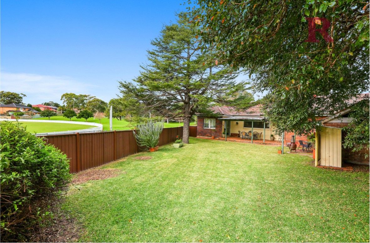 10 Gooroa Street, Carss Park NSW 2221, Image 1