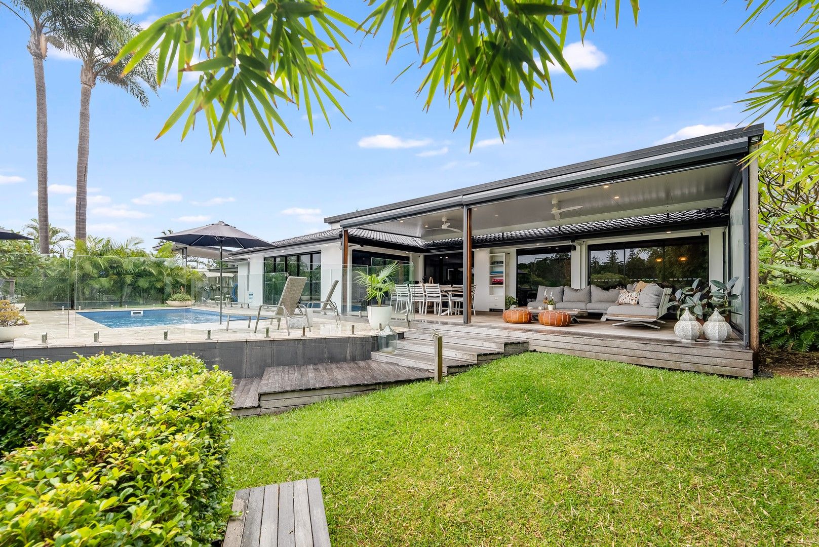 70 Monaco Street, Broadbeach Waters QLD 4218, Image 1