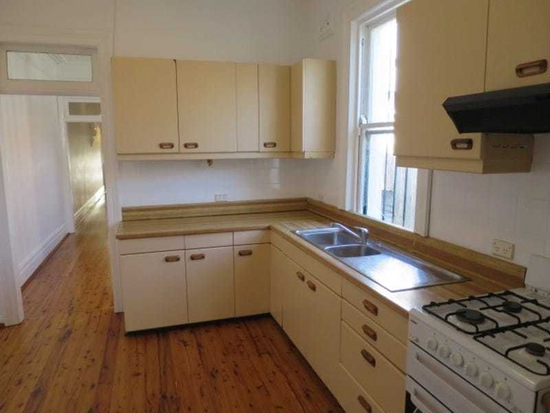 2 bedrooms House in 61 Meeks Road MARRICKVILLE NSW, 2204