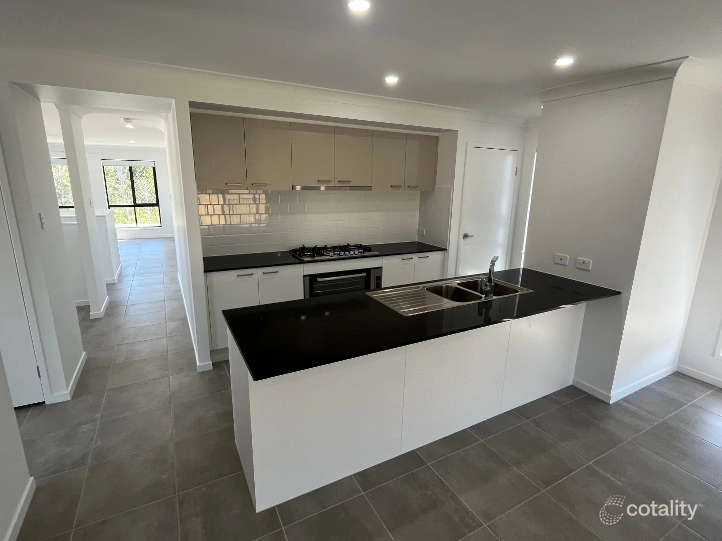 Additional image 3 of 55 Prion Cres, Bellbird Park QLD 4300