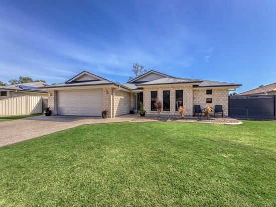 32 Piccadilly Court, Deebing Heights QLD 4306