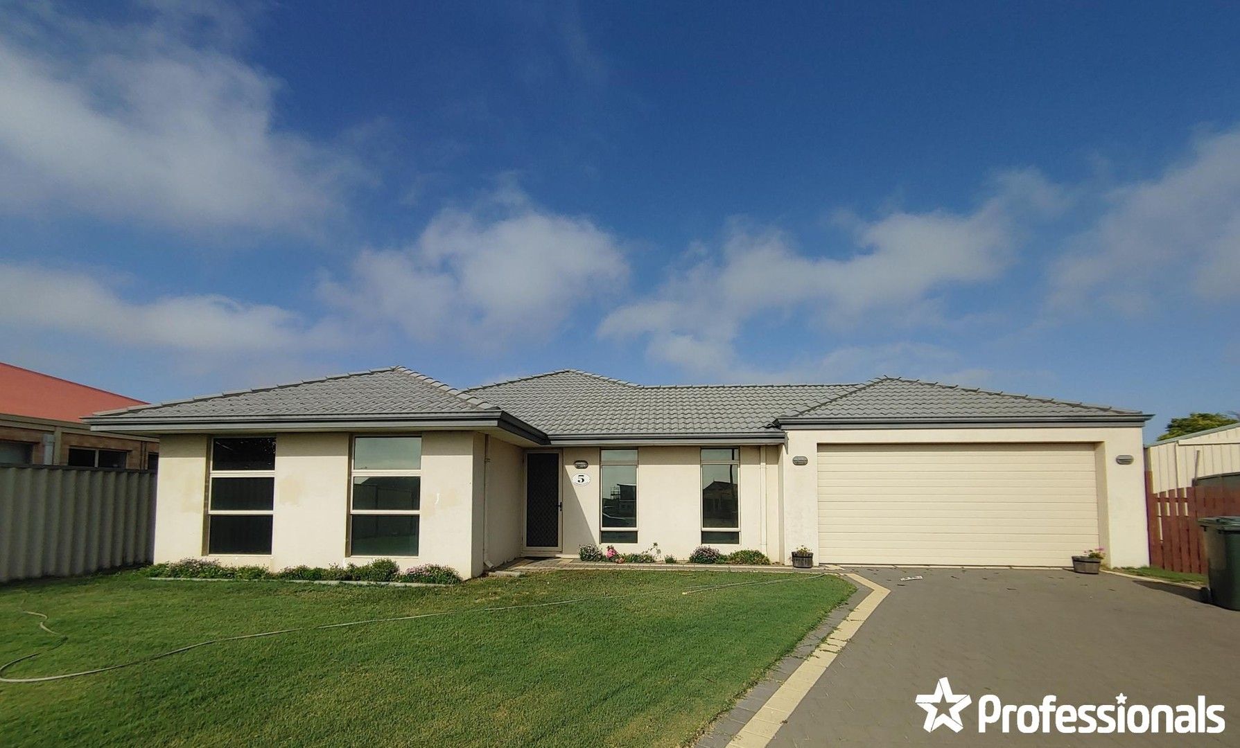 5 Somerset Place, Cape Burney WA 6532, Image 0