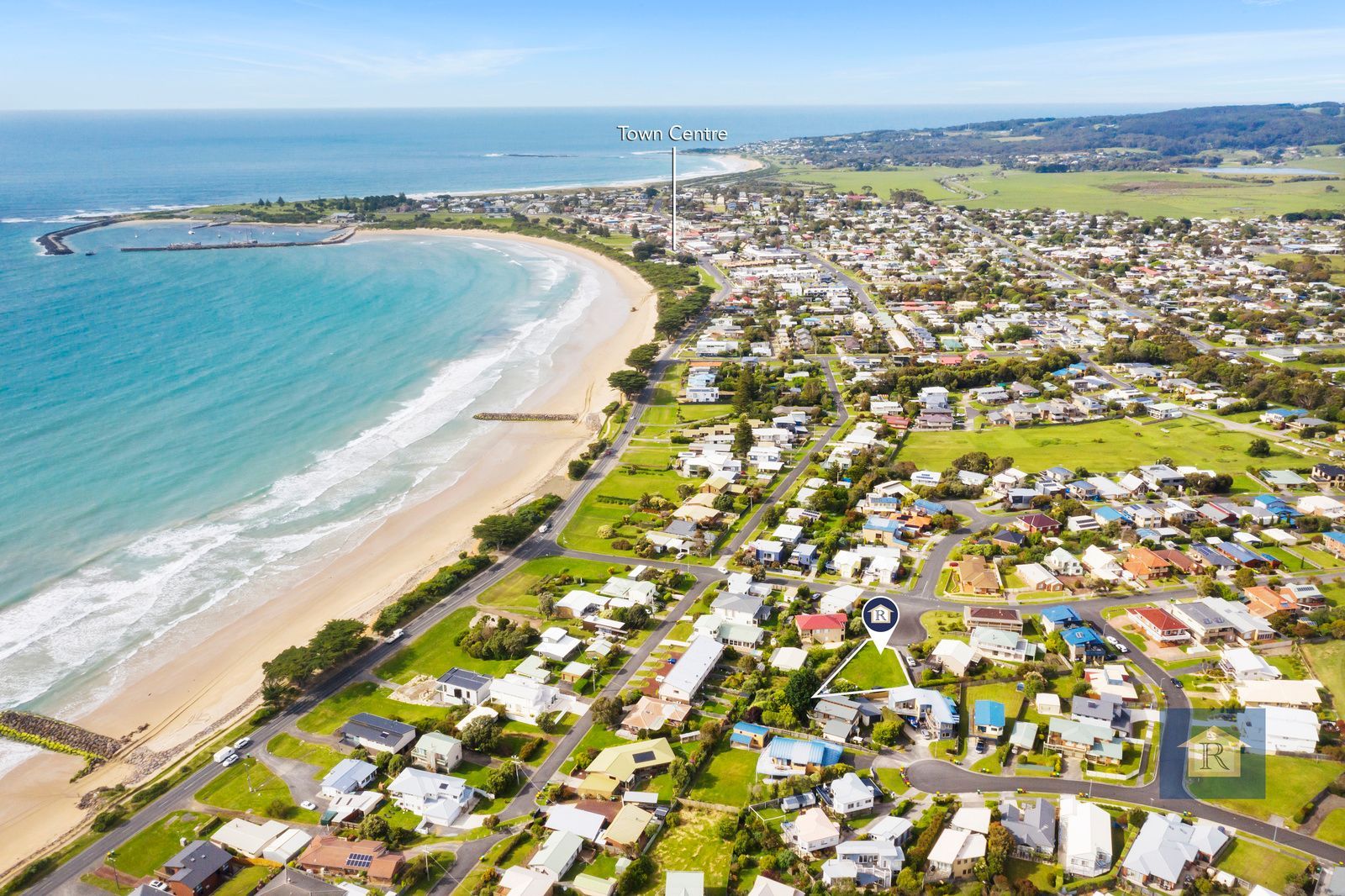 4 Georgina Court, Apollo Bay VIC 3233, Image 2