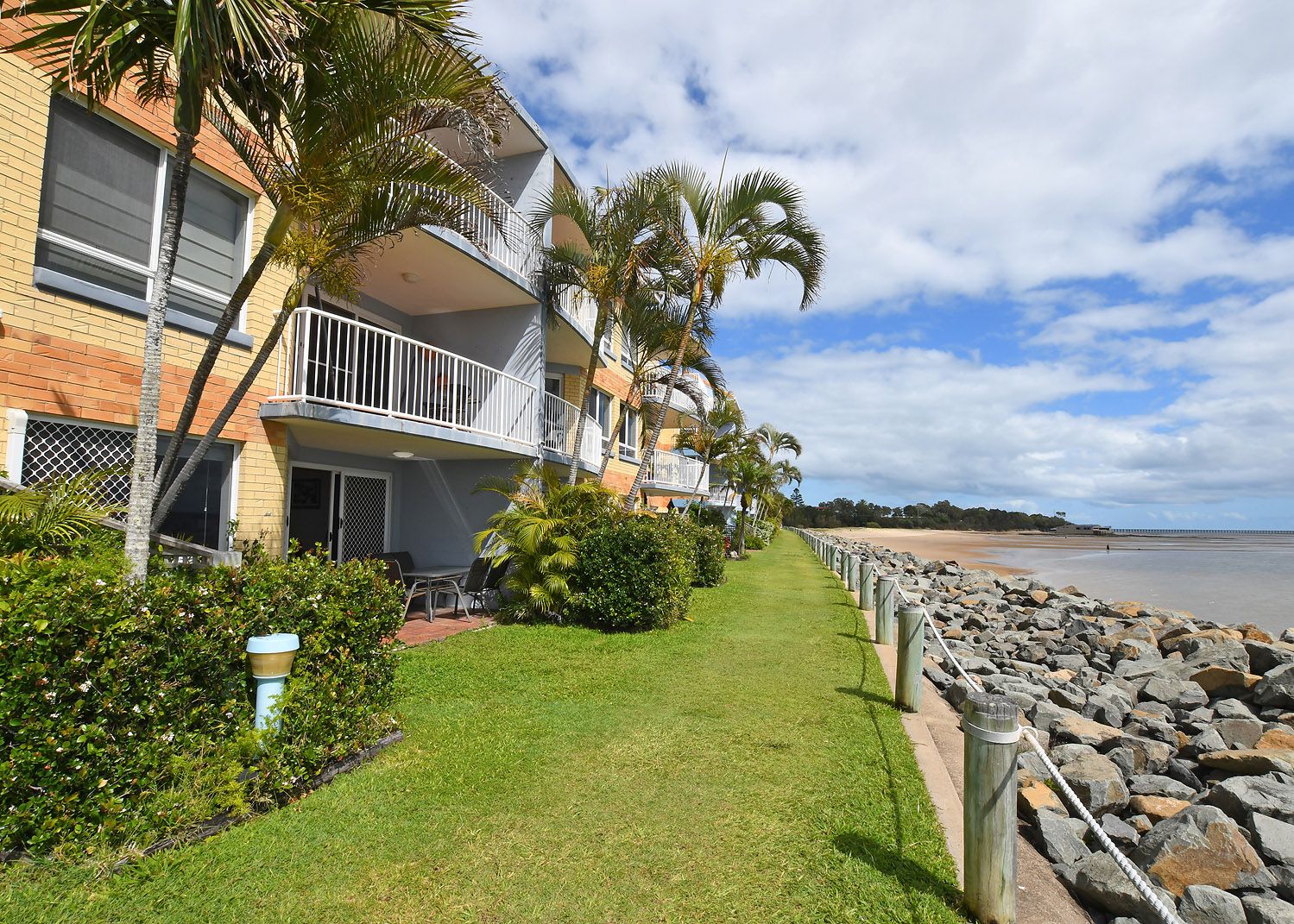 Unit 62/17 Buccaneer Drive, Urangan QLD 4655, Image 0