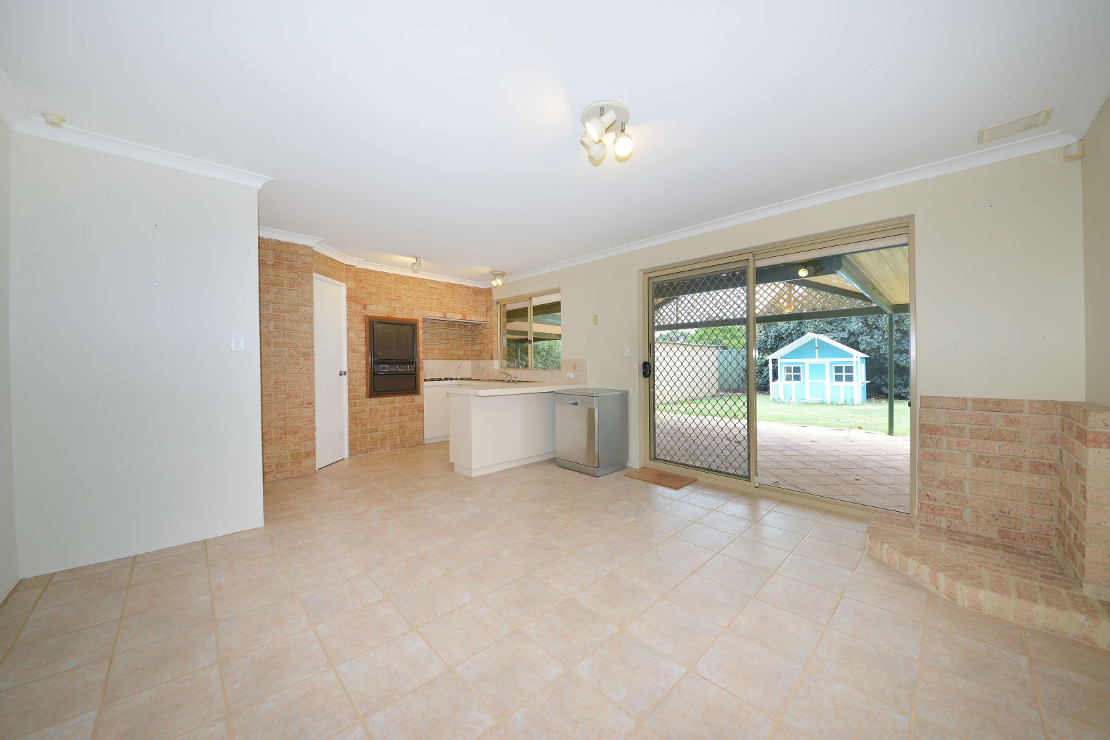 8 Pya Place, Joondalup WA 6027, Image 2