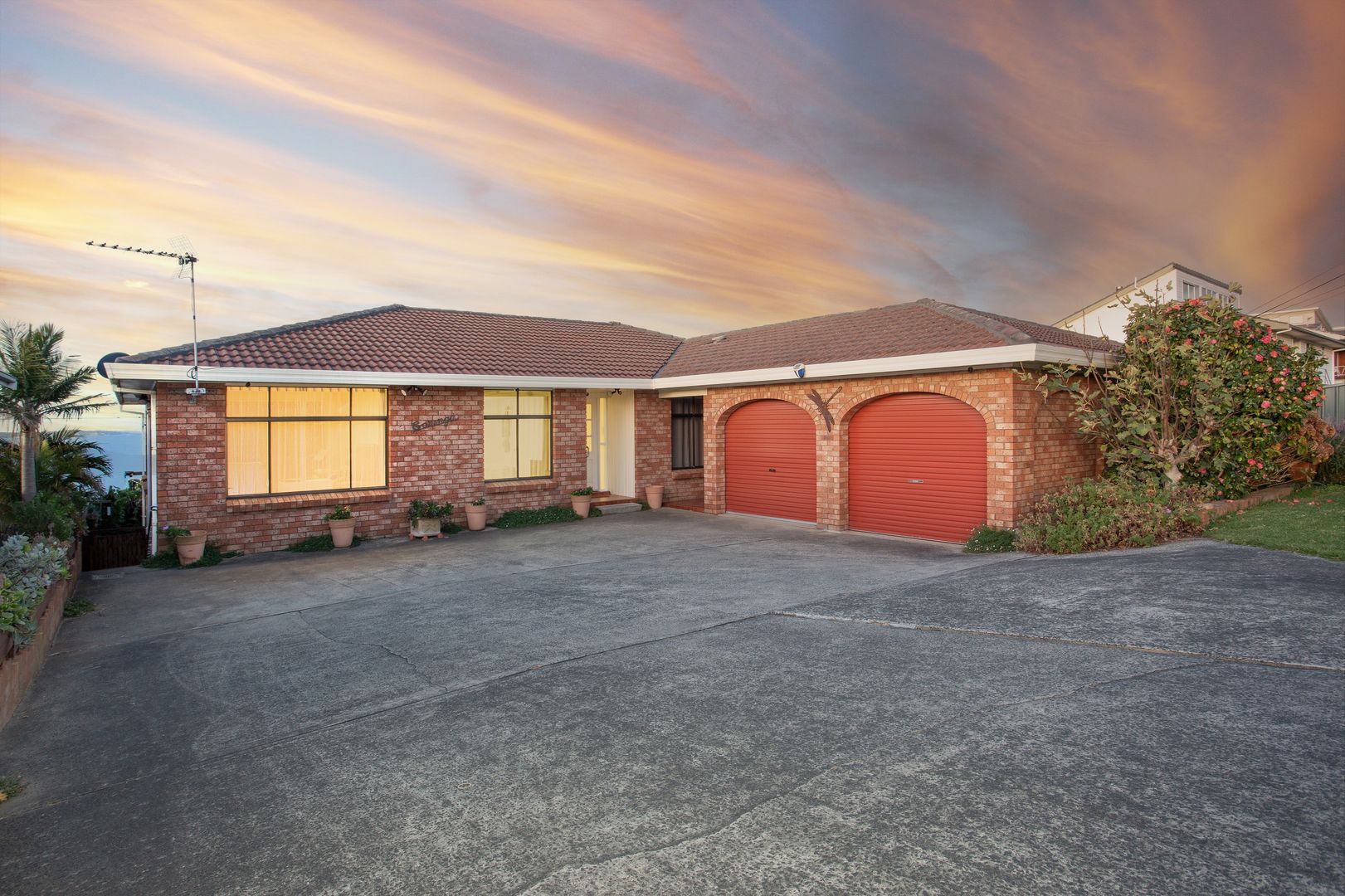 10 Cathedral Rocks Avenue, Kiama Downs NSW 2533, Image 2