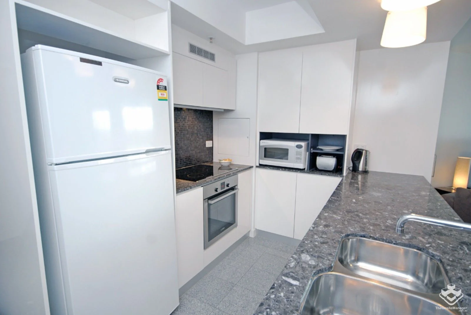 Additional image 8 of ID:21166368/18 Tank Street, Brisbane City QLD 4000