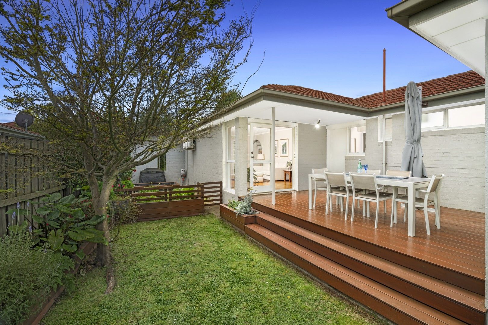 2 Brownlee Crescent, Wheelers Hill VIC 3150, Image 0