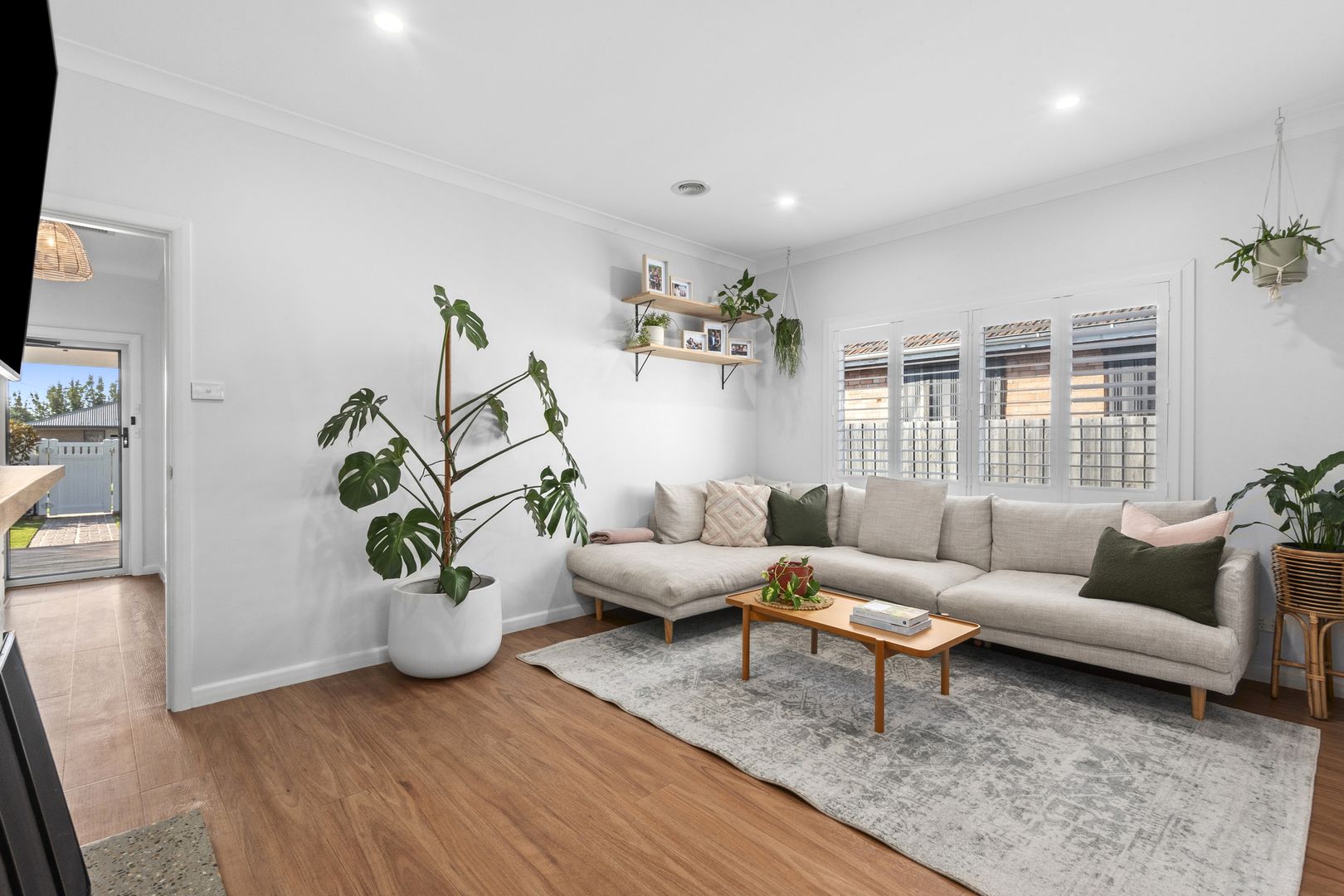 1/3 Herbert Street, Belmont VIC 3216, Image 2