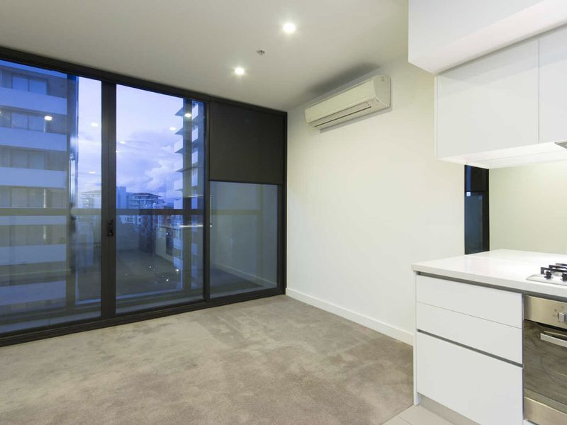 2 bedrooms Apartment / Unit / Flat in 321/35 Malcolm Street SOUTH YARRA VIC, 3141