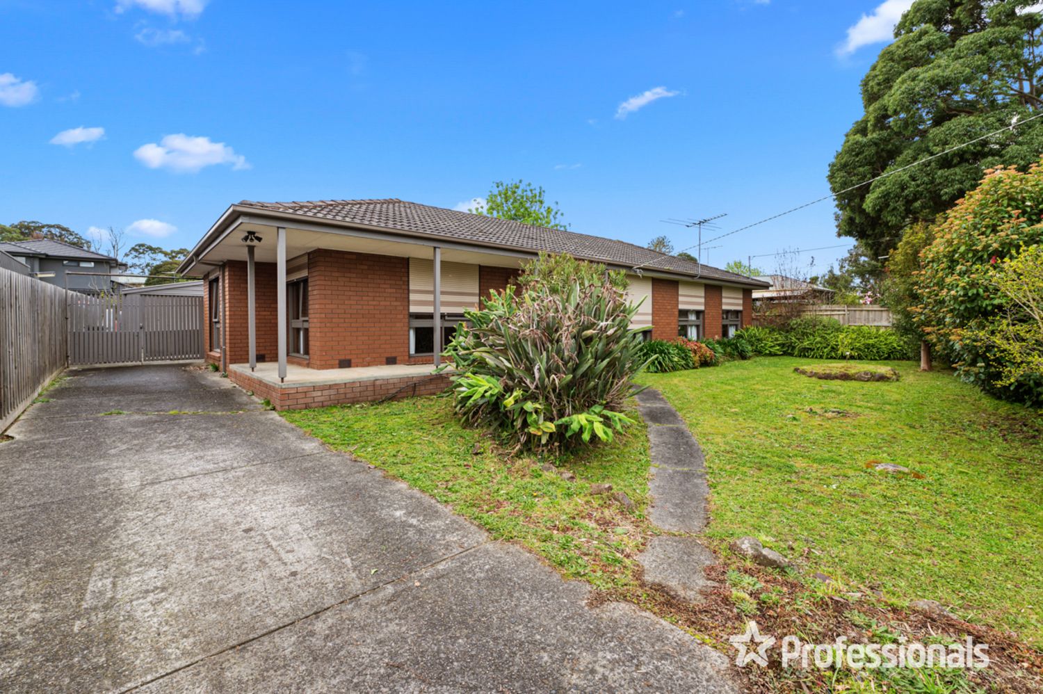 470 Dorset Road, Croydon South VIC 3136, Image 2